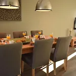 In With Garden Villa