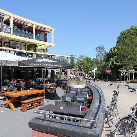 In With Garden Villa *