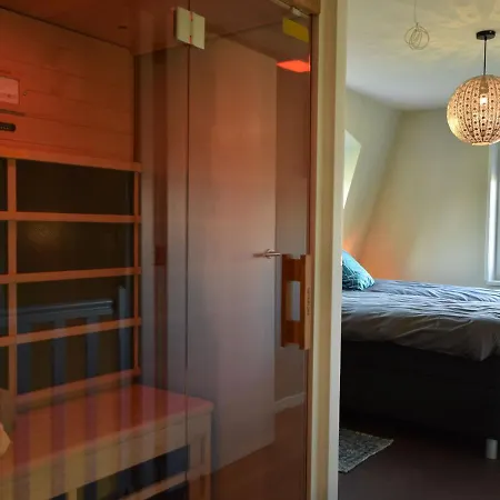 Villa In With Garden *